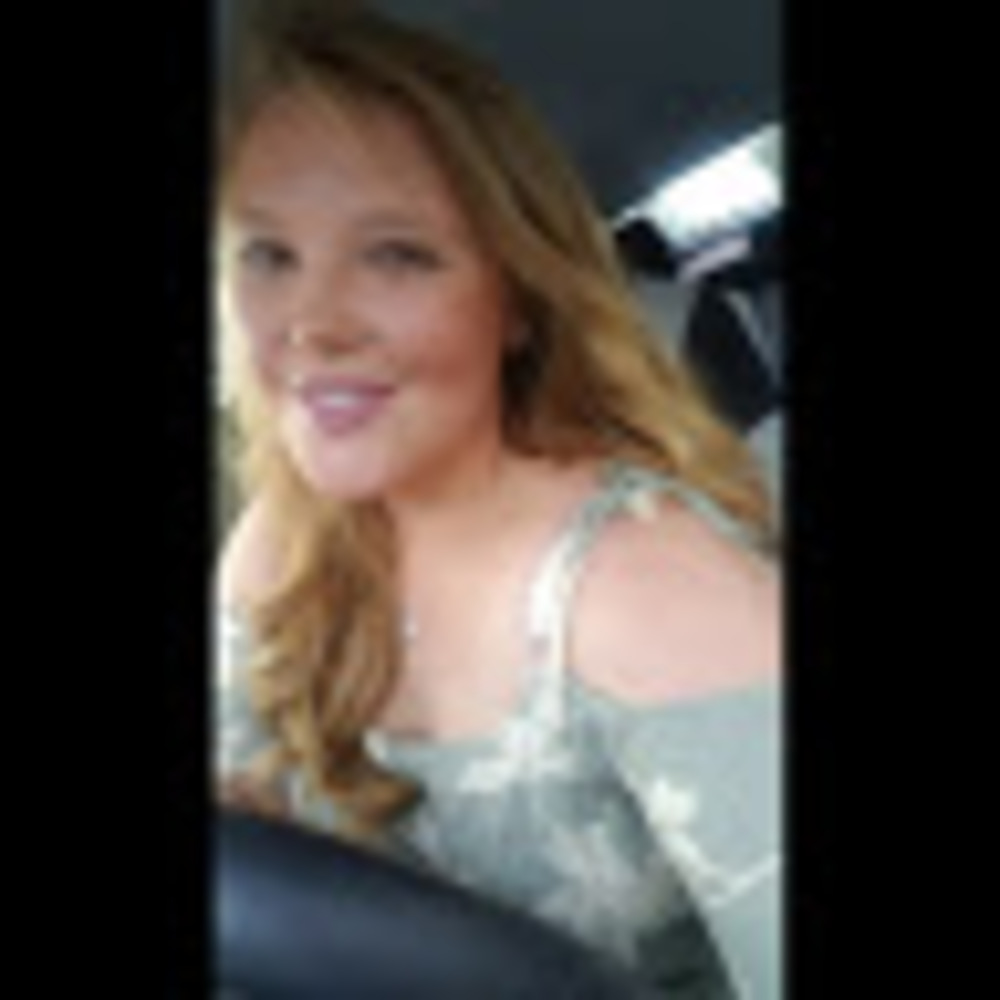 Meet your Posher, Casie